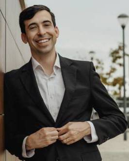 Matthew Ferreira headshot.