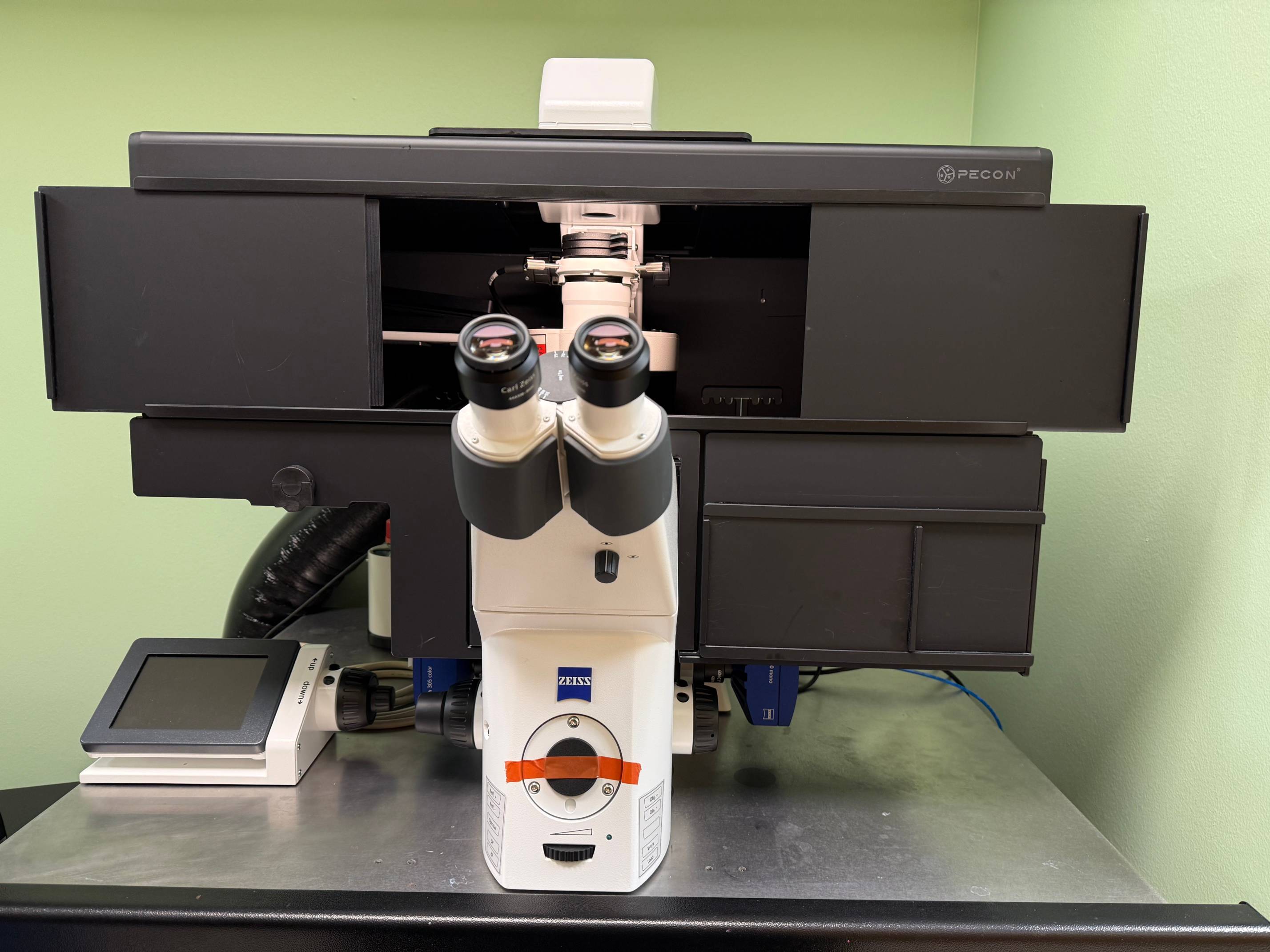 Zeiss Axio Incubation Microscope