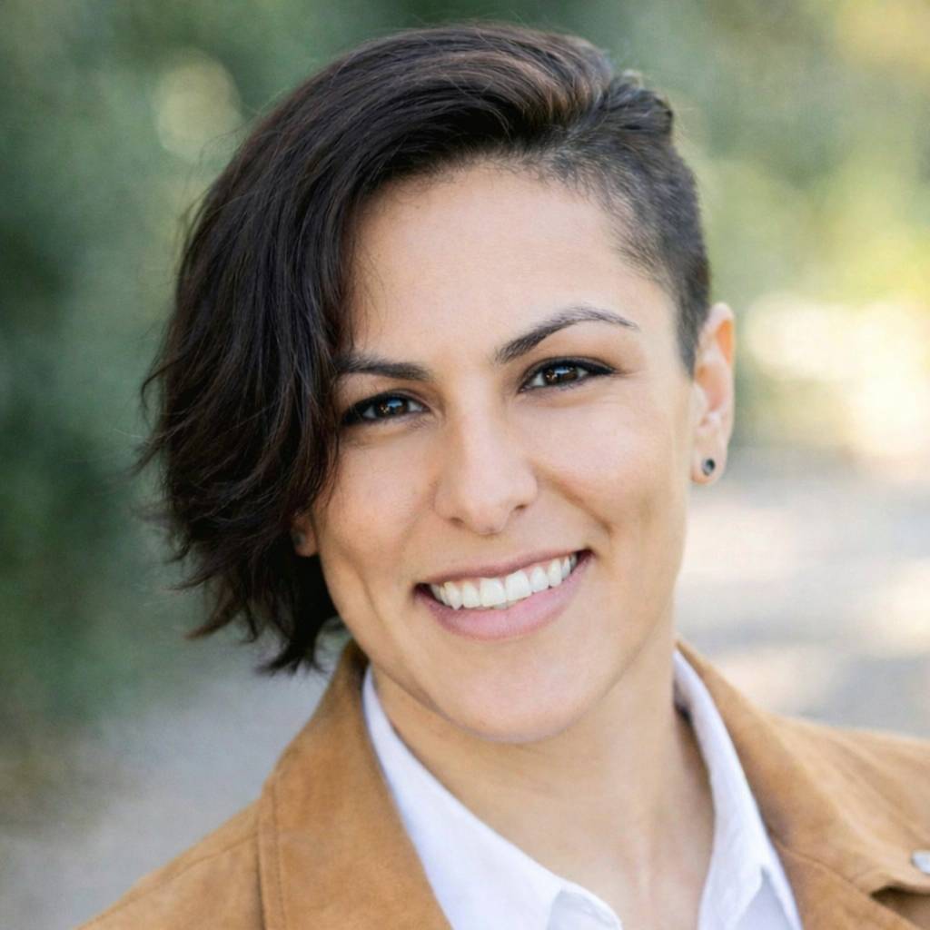 Headshot of Dr. Jazmin Graff
