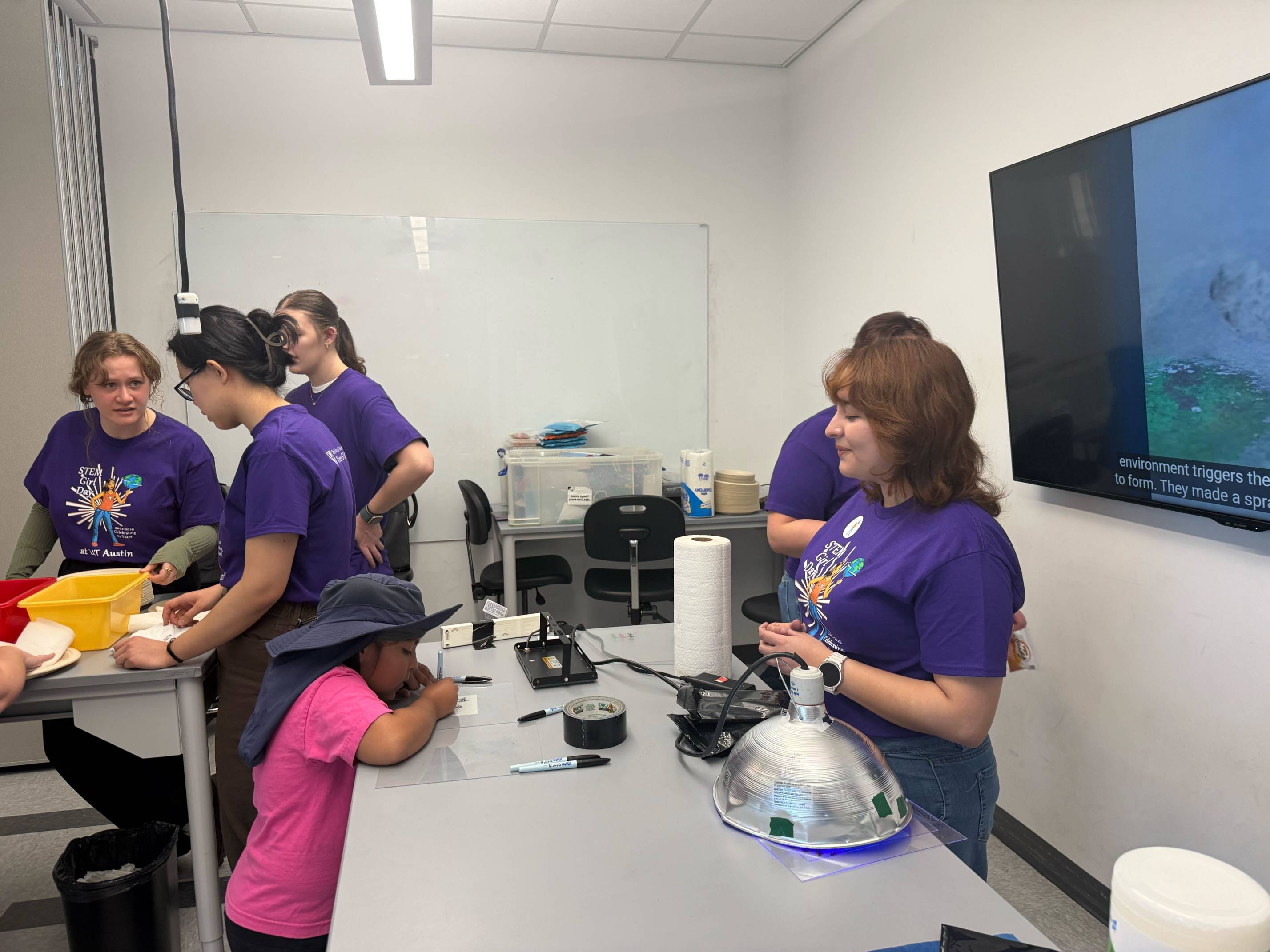 PREM and MRSEC Students Volunteering with STEM Demos at UT Girl Day 