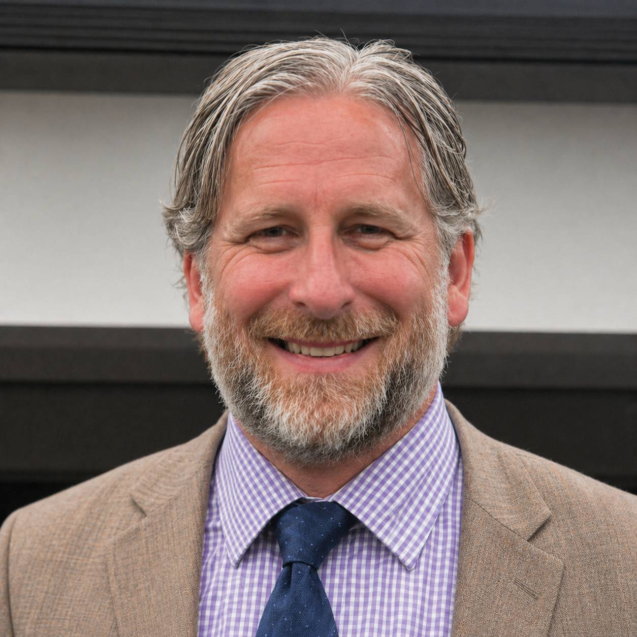 Image of Dr. Cristian Lieneck