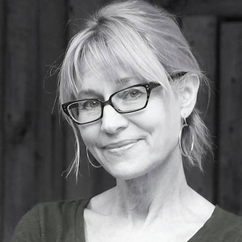Photo of Elizabeth Crook