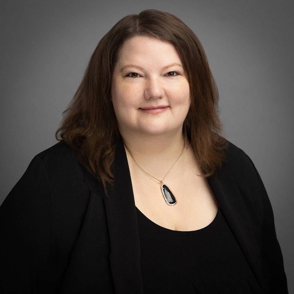 Rebecca Glisan headshot