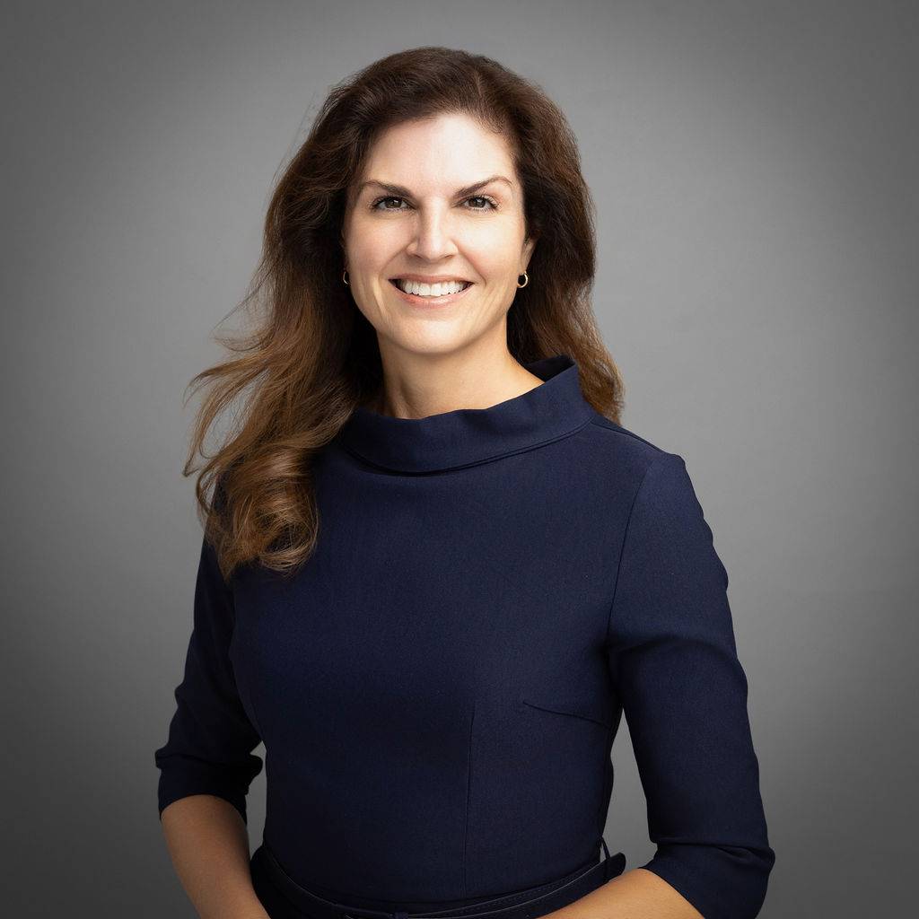 Thea Whalen headshot