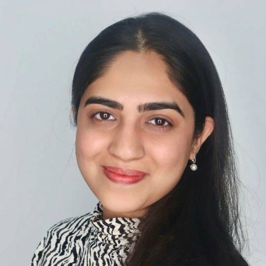 Headshot of Nisa Sindhi