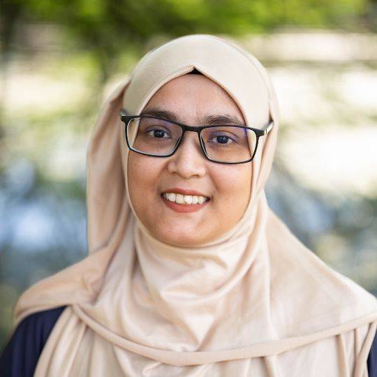Headshot of Fatima Tarin