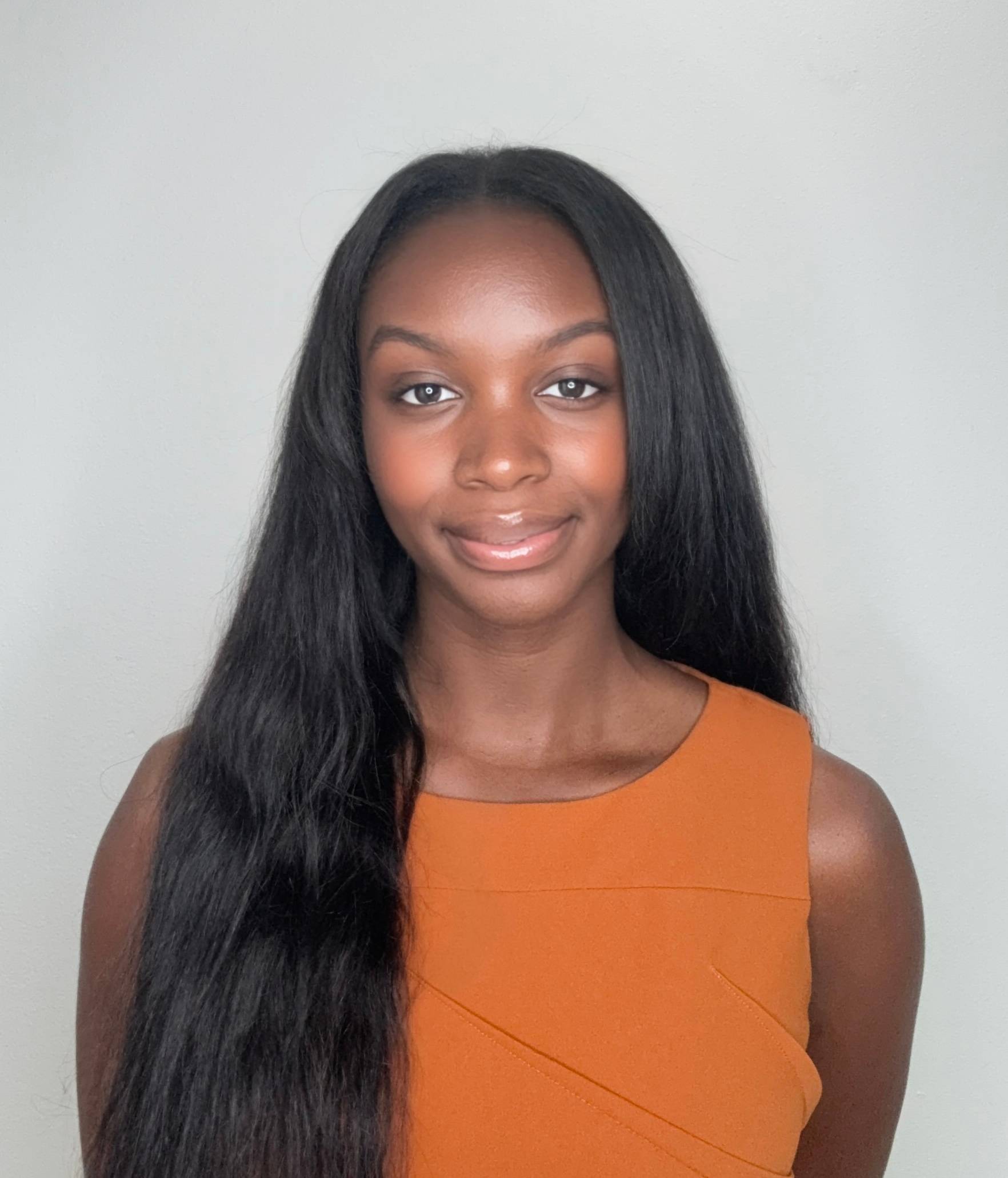 Leah Rose headshot