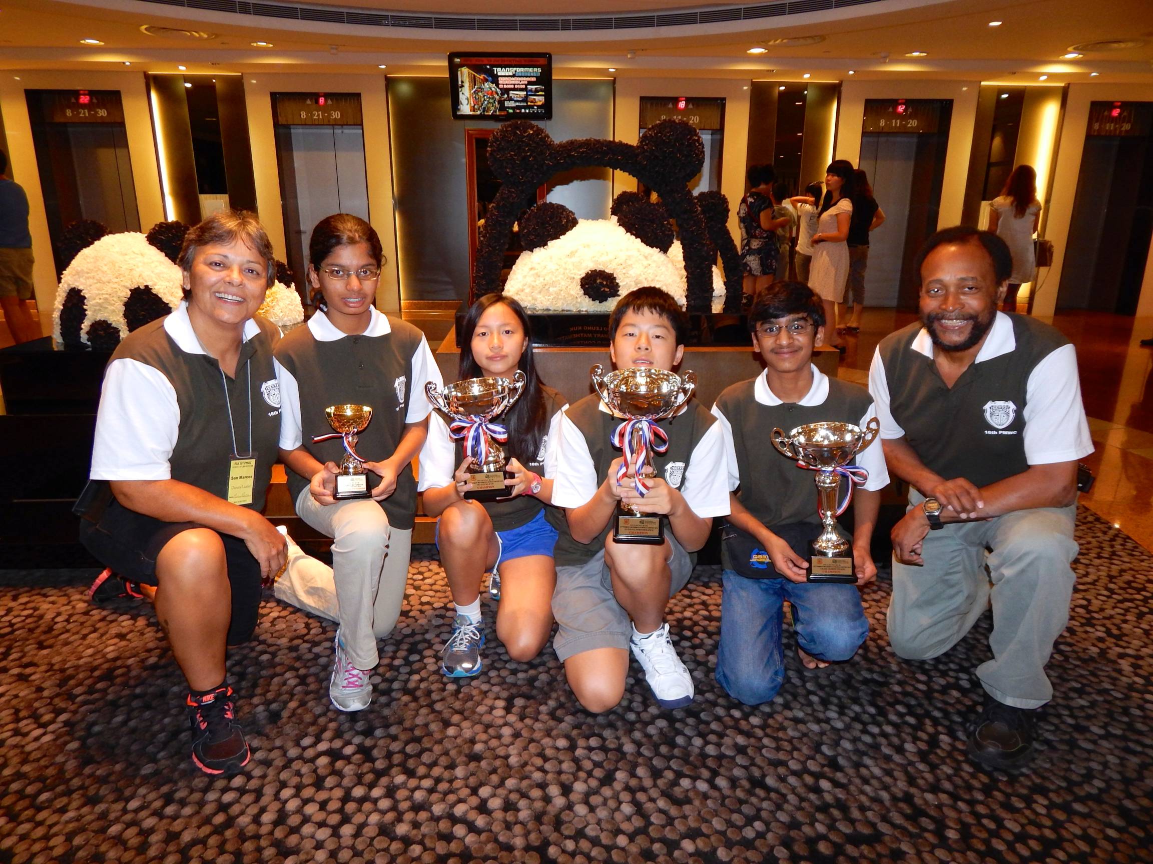 2013 Team with Trophys