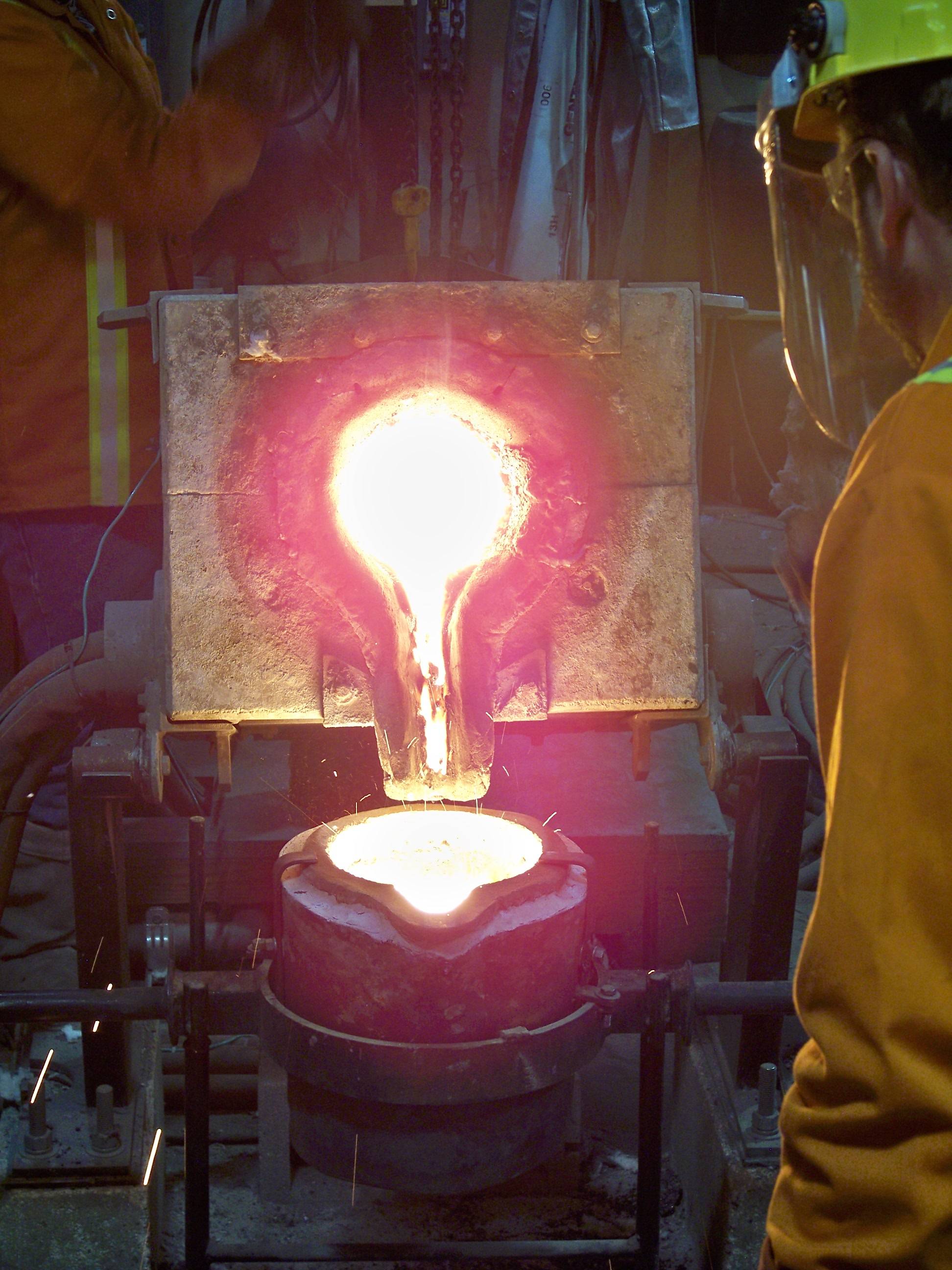 zoomed in photo of molten pouring