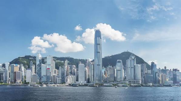 Hong Kong 2004