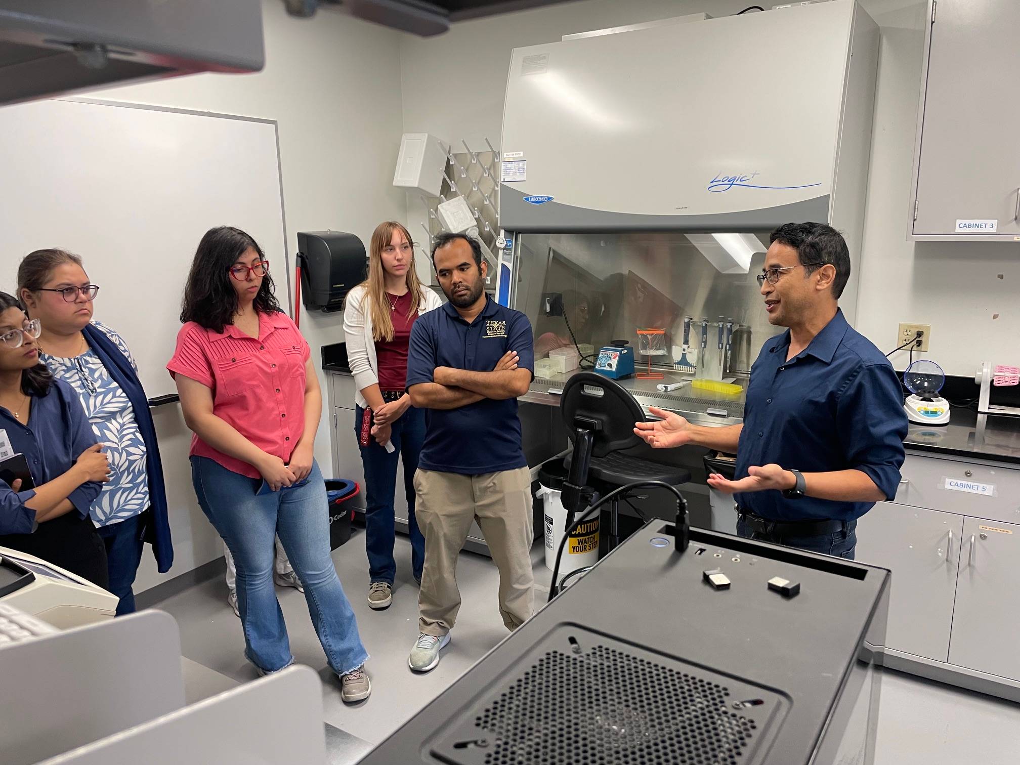 Students and faculty touring STAR park