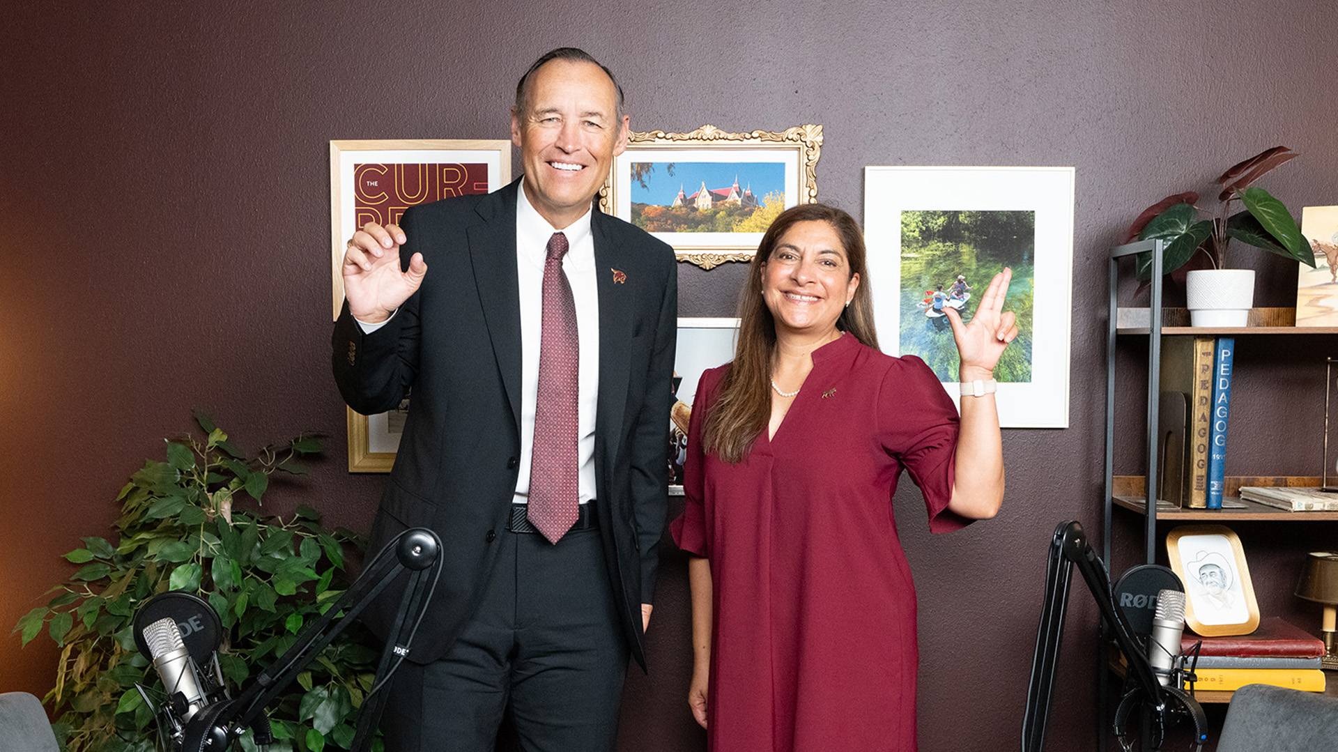 president kelly damphousse and dr cynthia hernandez
