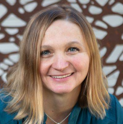 Jelena Tešić headshot