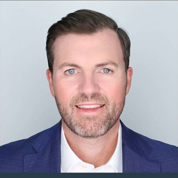 A headshot photo of Dr. Andrew Rechnitz