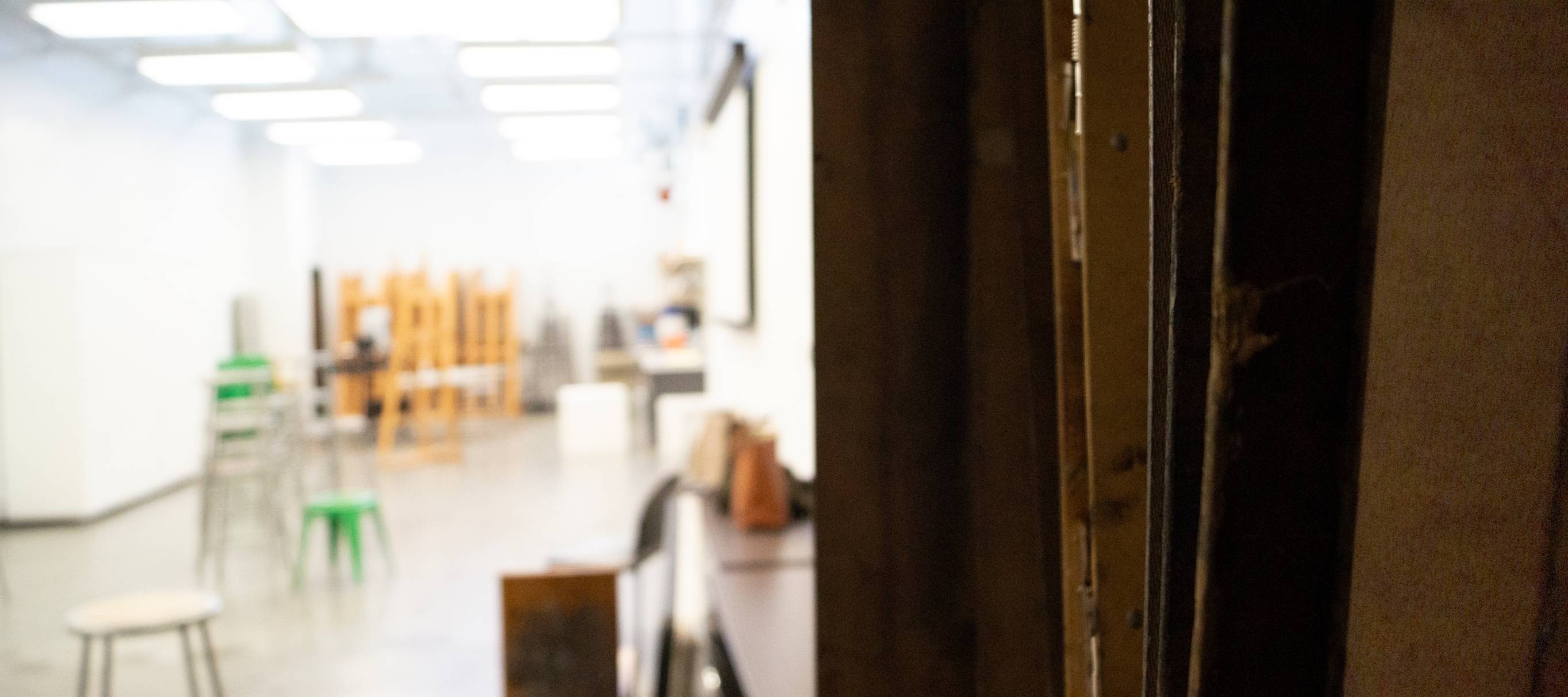An empty drawing studio